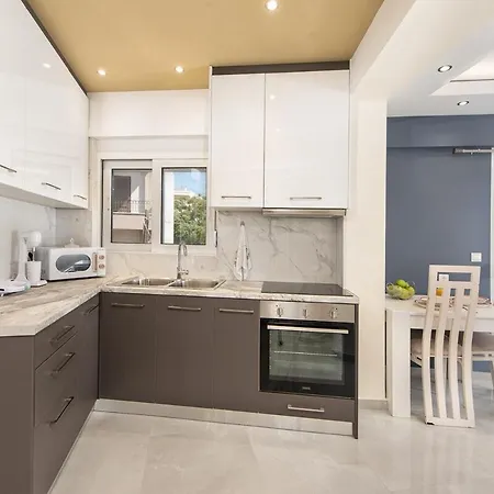 Modern Colorful House 3 Apartman Rhodes City